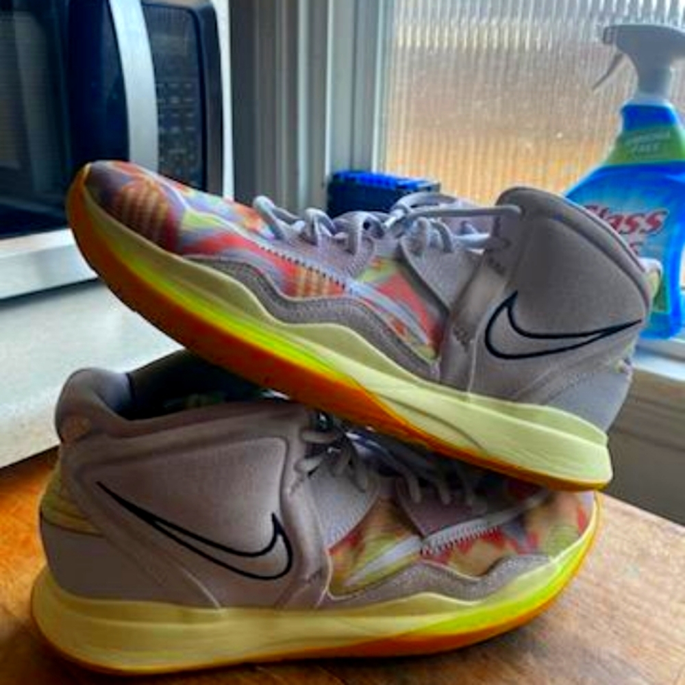 Kyrie Basketball shoes
